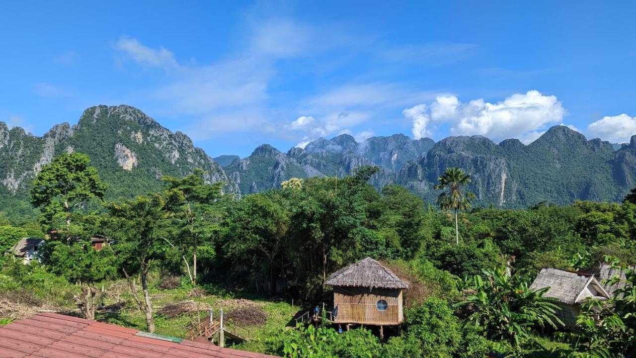 Vang Vieng Camellia Hotel מראה חיצוני תמונה