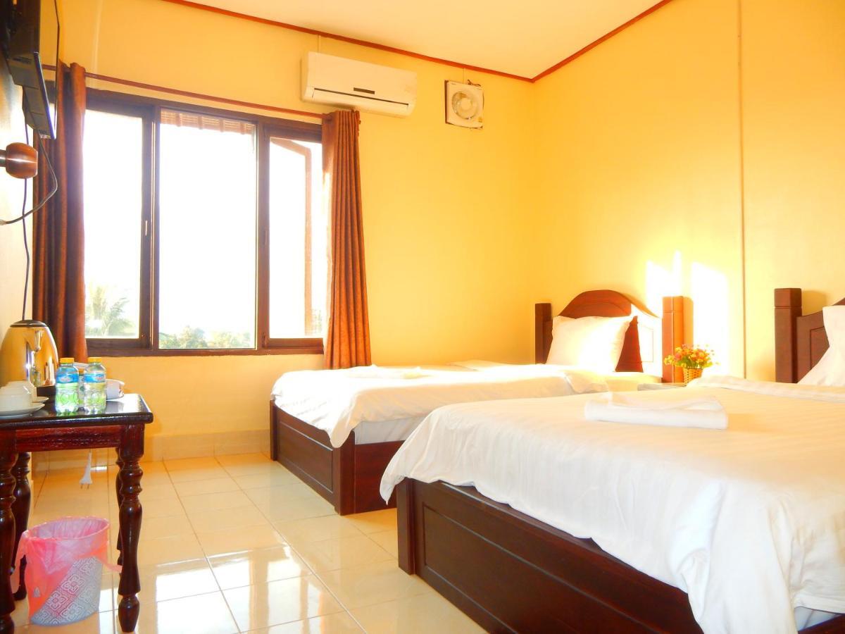 Vang Vieng Camellia Hotel מראה חיצוני תמונה