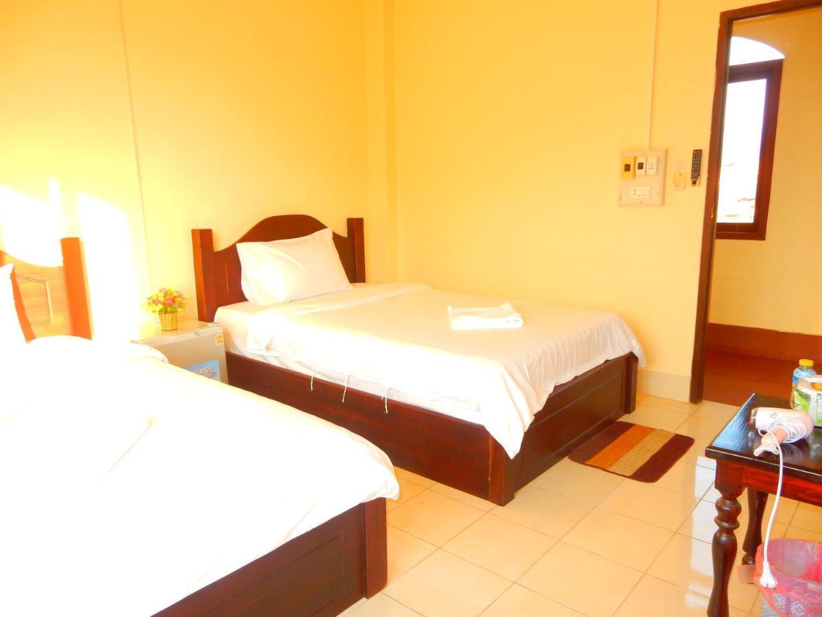 Vang Vieng Camellia Hotel מראה חיצוני תמונה