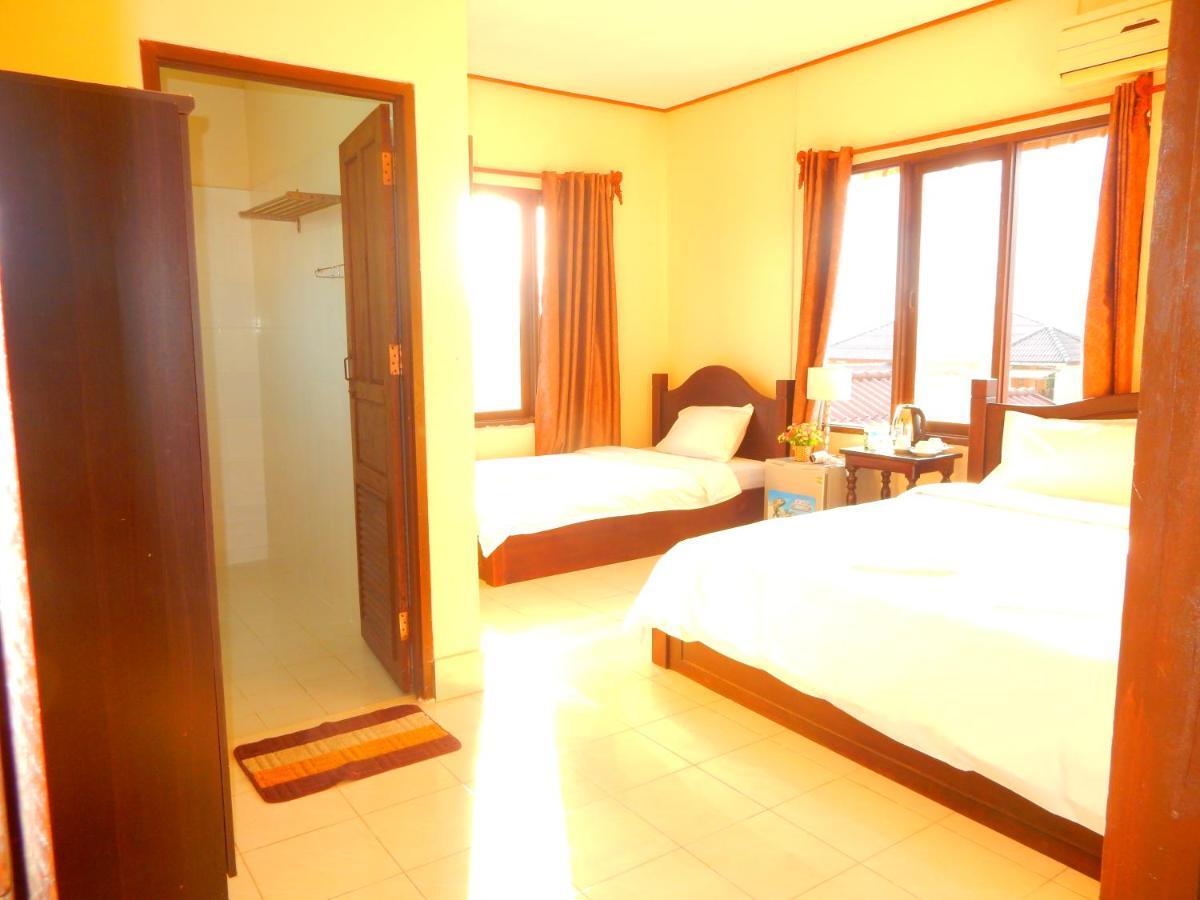 Vang Vieng Camellia Hotel מראה חיצוני תמונה